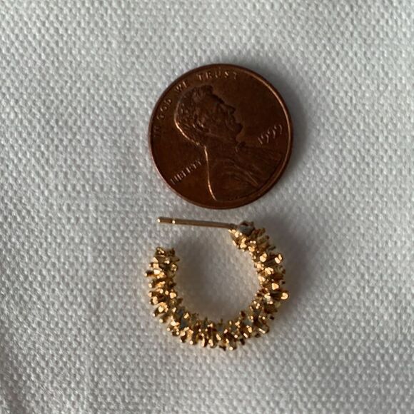 Small Gold Tone Sprinkle Textured Hoop Earrings – Playful Luxurious, Gift Ready - Picture 9 of 10